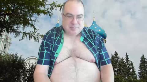 Snapshot of tomaz62a chatting on 09.17.25 Tomaz62a online show from 09.17.25