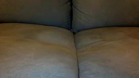 tombi125 online show from 02.23.25