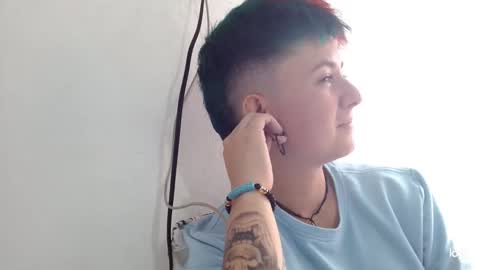 Blue online show from 02.23.25