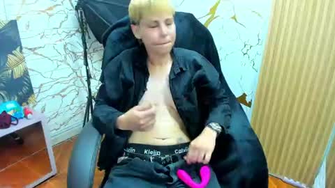Snapshot of tomboygirl69 chatting on 07.11.26 tomboygirl69 online show from 07.11.26