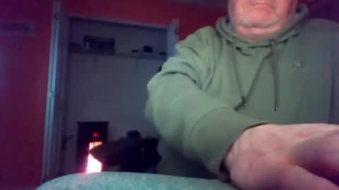 Snapshot of tomcat4848 chatting on 02.19.25 tomcat4848 online show from 02.19.25