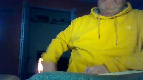 Snapshot of tomcat4848 chatting on 03.04.25 tomcat4848 online show from 03.04.25