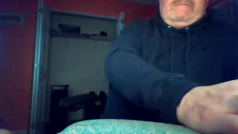 Snapshot of tomcat4848 chatting on 09.11.25 tomcat4848 online show from 09.11.25