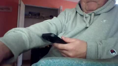 Snapshot of tomcat4848 chatting on 10.20.25 tomcat4848 online show from 10.20.25