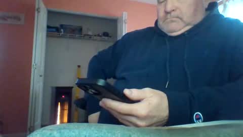 Snapshot of tomcat4848 chatting on 10.22.25 tomcat4848 online show from 10.22.25