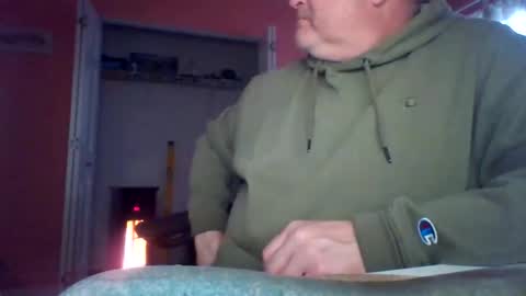 Snapshot of tomcat4848 chatting on 10.23.25 tomcat4848 online show from 10.23.25