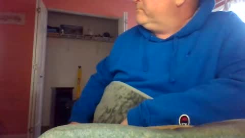 Snapshot of tomcat4848 chatting on 10.27.25 tomcat4848 online show from 10.27.25