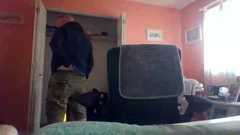 Snapshot of tomcat4848 chatting on 11.14.25 tomcat4848 online show from 11.14.25