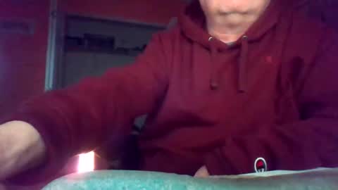 Snapshot of tomcat4848 chatting on 11.15.25 tomcat4848 online show from 11.15.25