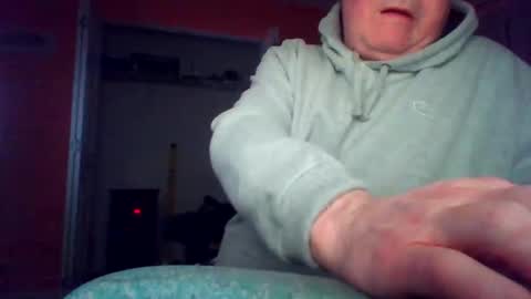 Snapshot of tomcat4848 chatting on 11.15.25 tomcat4848 online show from 11.15.25