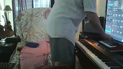 Snapshot of tomcatsawyer chatting on 07.24.26 sirmuggsalot online show from 07.24.26