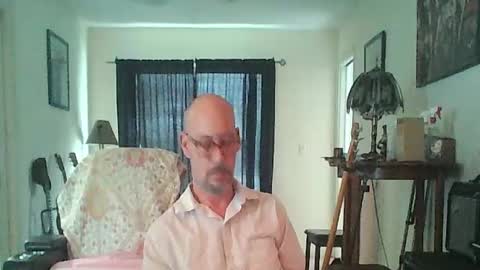 Snapshot of tomcatsawyer chatting on 08.01.26 sirmuggsalot online show from 08.01.26