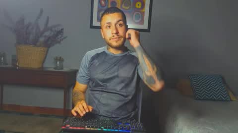 tomDavisXl online show from 03.22.26