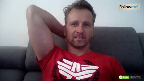 Snapshot of tomhardic chatting on 09.24.25 TOM online show from 09.24.25