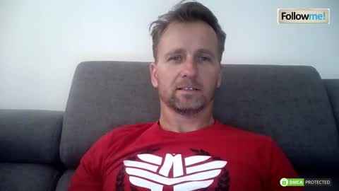 Snapshot of tomhardic chatting on 10.12.25 TOM online show from 10.12.25