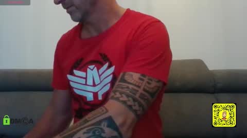Snapshot of tomhardic chatting on 10.30.25 TOM online show from 10.30.25