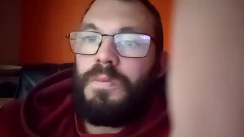 Snapshot of tomlaw1991 chatting on 10.15.25 tomlaw1991 online show from 10.15.25