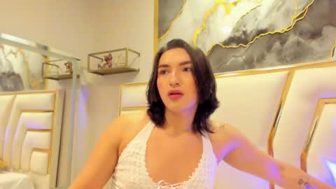   online show from 03.04.25