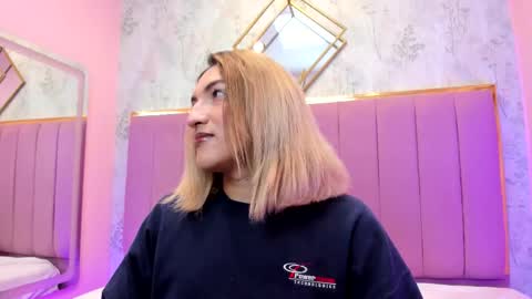   online show from 11.30.25