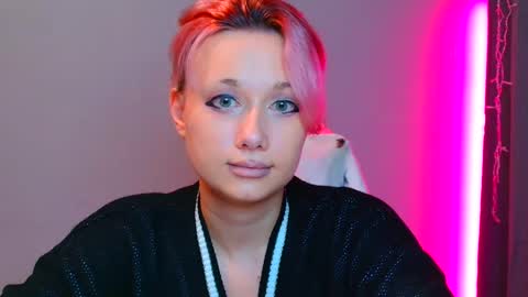 Snapshot of tommioo7 chatting on 02.03.25 Galadriel online show from 02.03.25