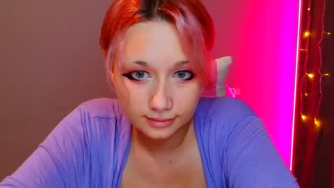 Snapshot of tommioo7 chatting on 02.06.25 Galadriel online show from 02.06.25