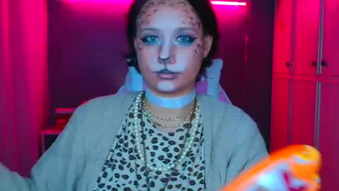 Snapshot of tommioo7 chatting on 10.30.25 Galadriel online show from 10.30.25