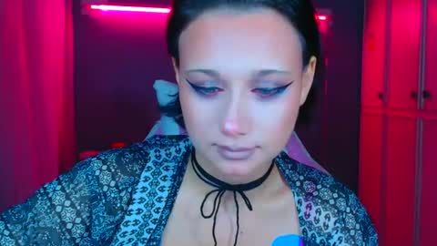 Snapshot of tommioo7 chatting on 11.03.25 Galadriel online show from 11.03.25