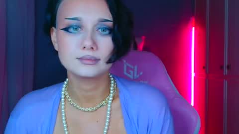 Snapshot of tommioo7 chatting on 11.28.25 Galadriel online show from 11.28.25