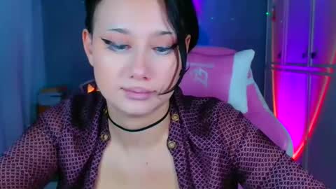 Snapshot of tommioo7 chatting on 02.12.26 Galadriel online show from 02.12.26