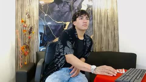 tommy160920 online show from 11.18.25