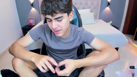 Tommy  online show from 03.06.26