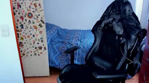 Twitter BreddTommy IG tommy bredd online show from 11.23.25