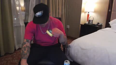 Snapshot of tommy_knuckles chatting on 12.30.24 Tommy online show from 12.30.24