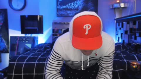 Snapshot of tommy_knuckles chatting on 01.02.25 Tommy online show from 01.02.25