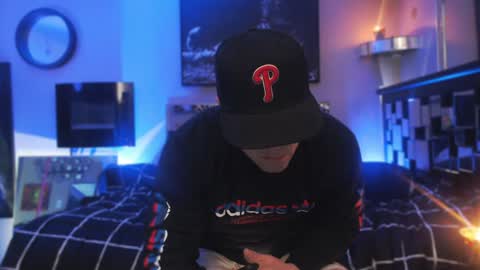 Snapshot of tommy_knuckles chatting on 01.02.25 Tommy online show from 01.02.25