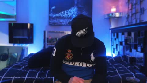 Snapshot of tommy_knuckles chatting on 01.12.25 Tommy online show from 01.12.25