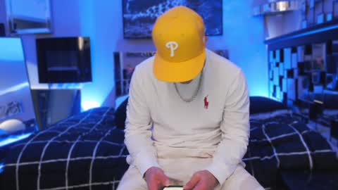 Snapshot of tommy_knuckles chatting on 01.20.25 Tommy online show from 01.20.25