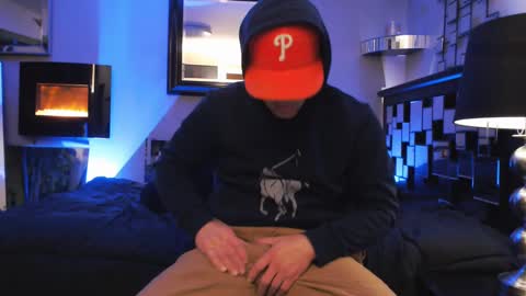 Snapshot of tommy_knuckles chatting on 02.17.25 Tommy online show from 02.17.25