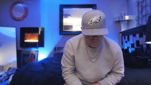 Snapshot of tommy_knuckles chatting on 02.23.25 Tommy online show from 02.23.25