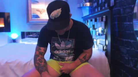 Snapshot of tommy_knuckles chatting on 10.30.25 Tommy online show from 10.30.25