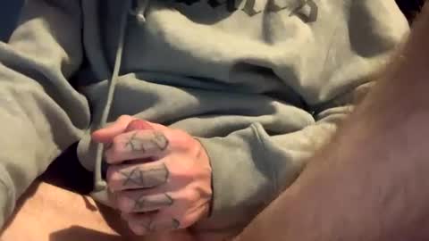Snapshot of tommycumsloads chatting on 07.20.26 tommycumsloads online show from 07.20.26