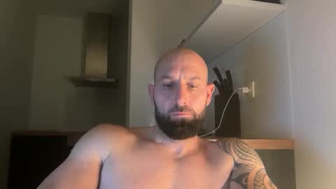 Thomas Fit online show from 09.11.25