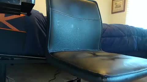 Snapshot of tomt64387741 chatting on 10.16.25 Thomas online show from 10.16.25