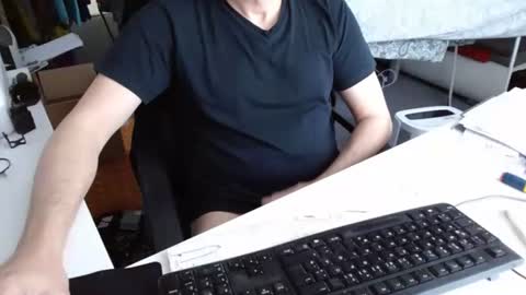 Tom online show from 03.04.26