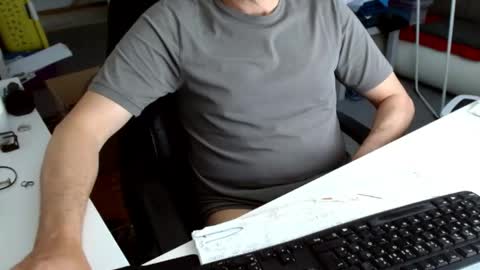 Tom online show from 04.25.26