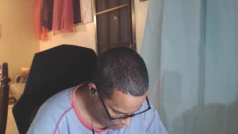 Antonio online show from 03.04.26