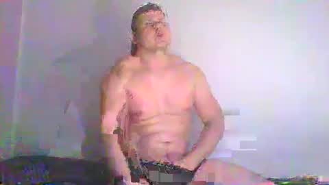 Snapshot of tonny54880 chatting on 01.06.25 tonny54880 online show from 01.06.25