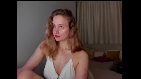 Snapshot of tony_and_alice chatting on 12.24.24 Tony and Alice online show from 12.24.24