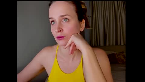 Snapshot of tony_and_alice chatting on 02.05.25 Tony and Alice online show from 02.05.25