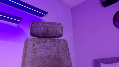 tony muscle1 online show from 04.18.26